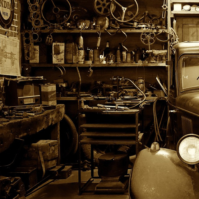 mobile mechanic repairing car