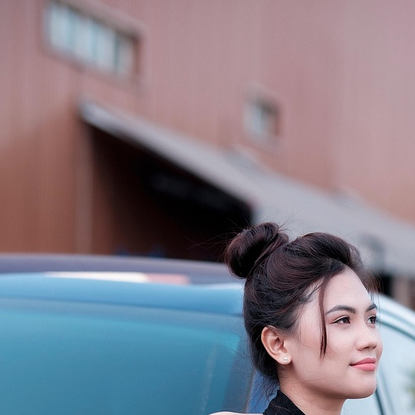 auto technician portrait